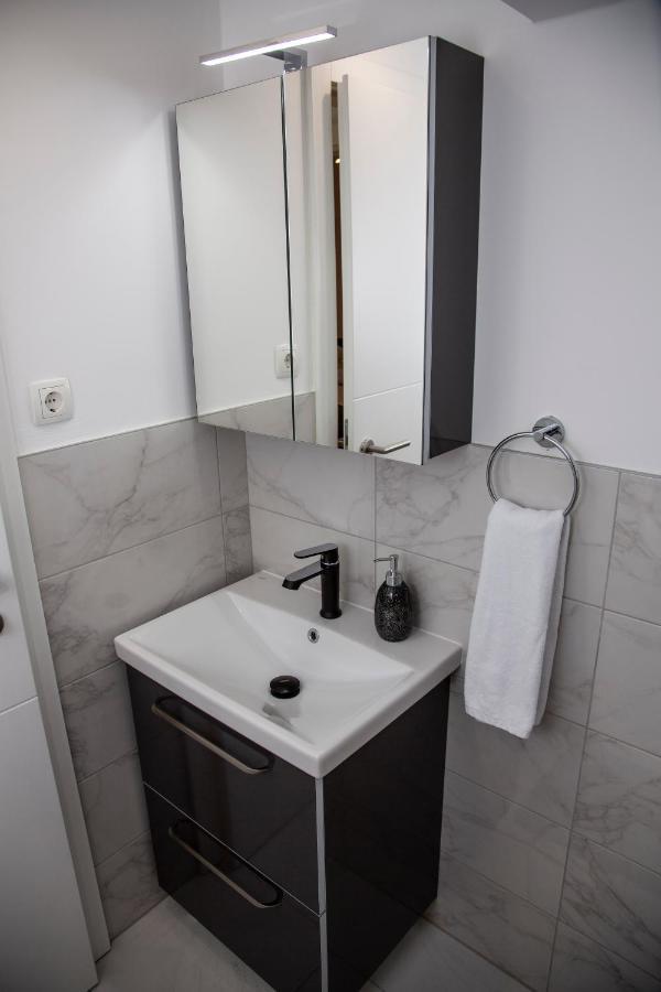 Iadertina Apartment Zadar Eksteriør billede